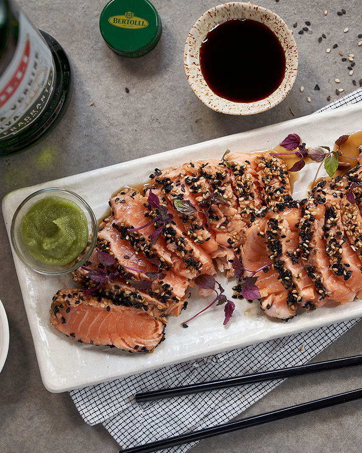 THE RECIPE IS SIMPLE: SALMON with sesame